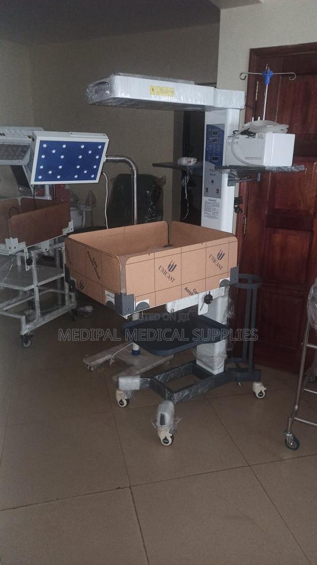 Resuscitare (Baby Warmer) - main view