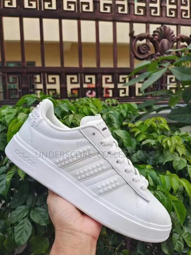 Unisex Adidas Sneakers - thumbnail 2