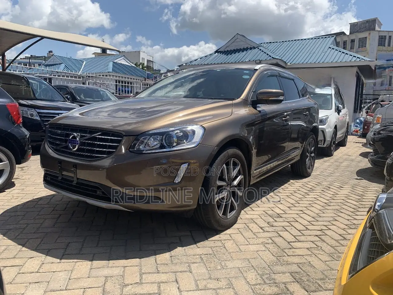 Volvo XC60 T5 Dynamic FWD 2017 Gold
