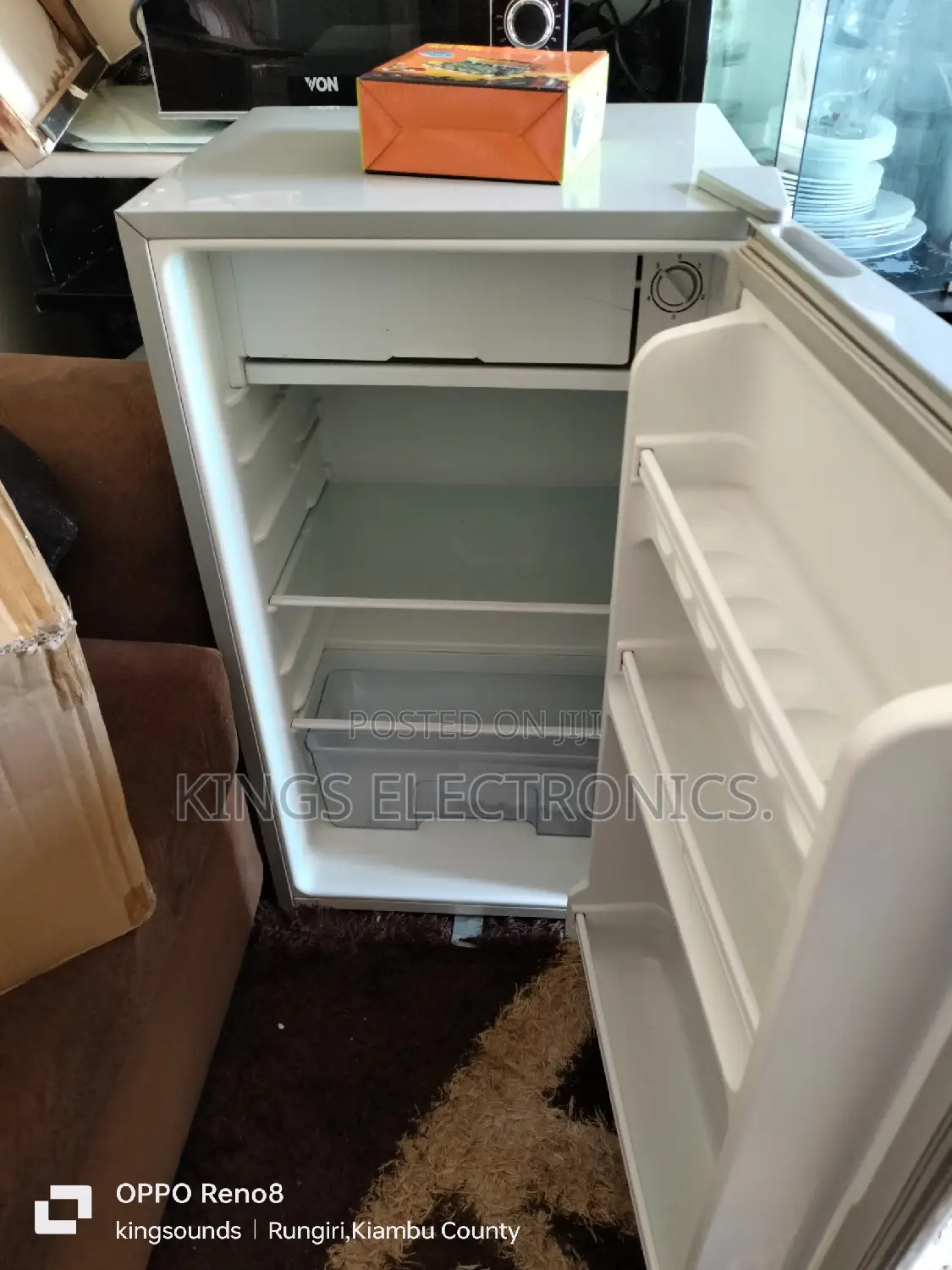 Von Hopoint Fridge 90litres