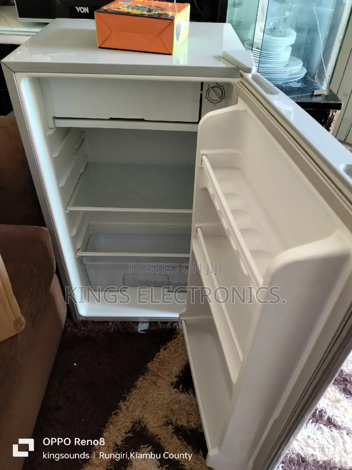 Von Hopoint Fridge 90litres