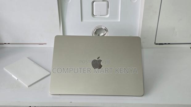 New Laptop Apple MacBook Air 8GB Apple M3 SSD 256GB