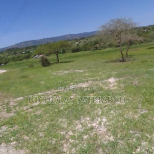 10 Acres Lukenya Daystar Junction Mombasa Road at 25m Per Acre