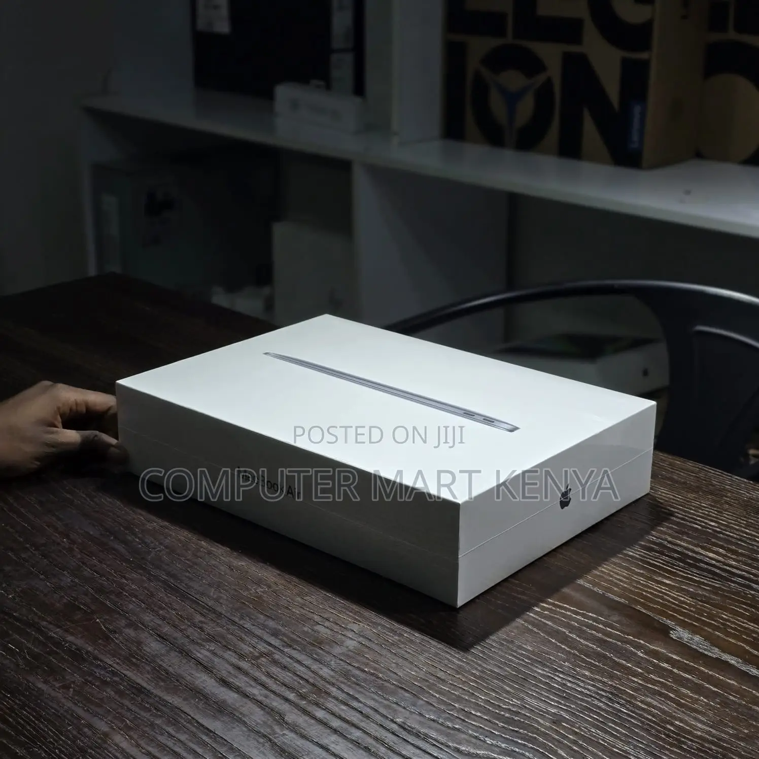 New Laptop Apple MacBook Air 8GB Apple M1 SSD 256GB