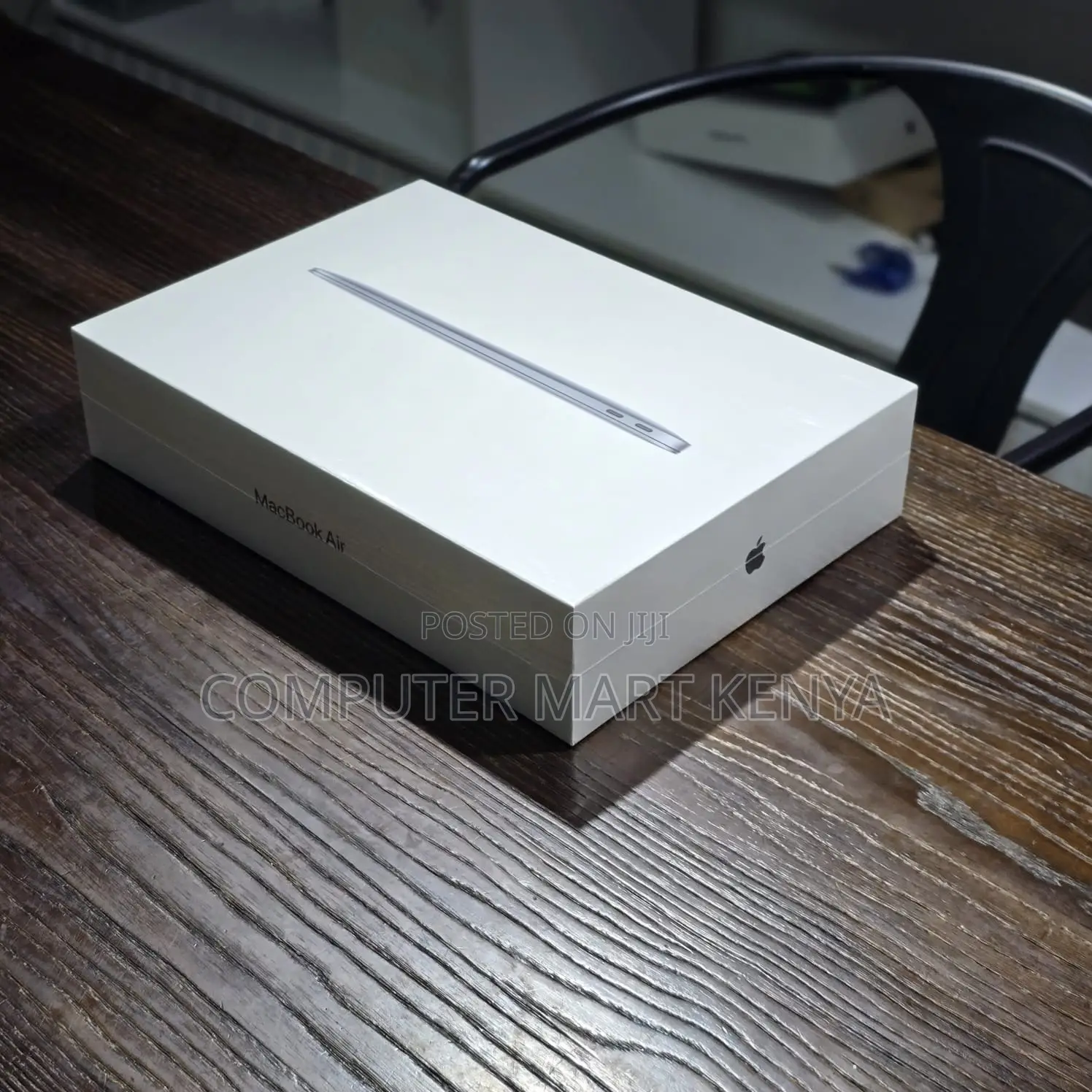 New Laptop Apple MacBook Air 8GB Apple M1 SSD 256GB