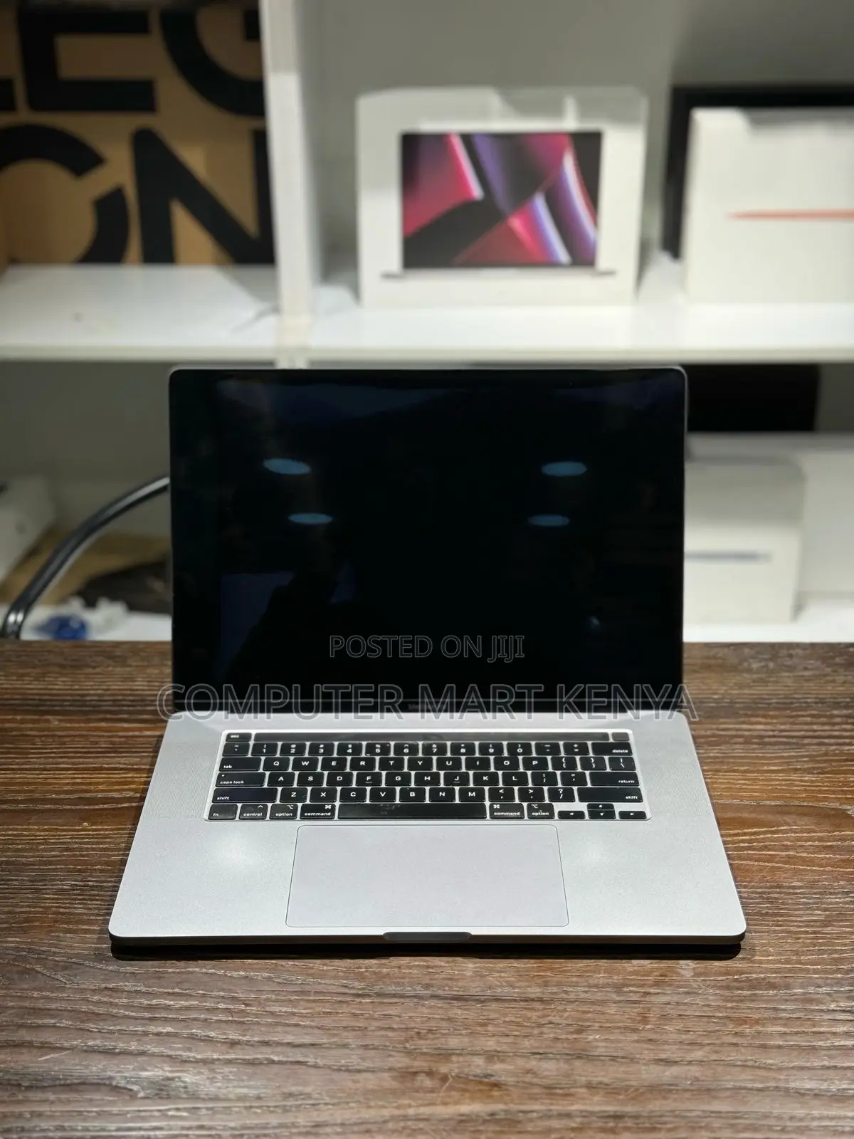Laptop Apple MacBook Pro 2019 16GB Intel Core I7 SSD 512GB