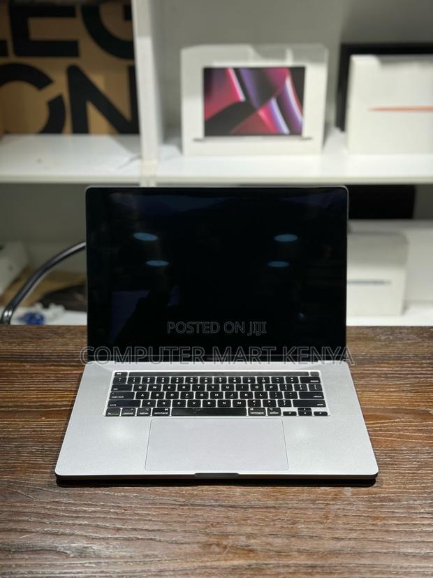 Laptop Apple MacBook Pro 2019 16GB Intel Core I7 SSD 512GB - main view