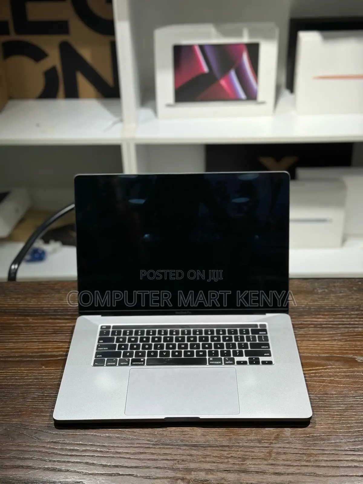 Laptop Apple MacBook Pro 2019 16GB Intel Core I7 SSD 512GB