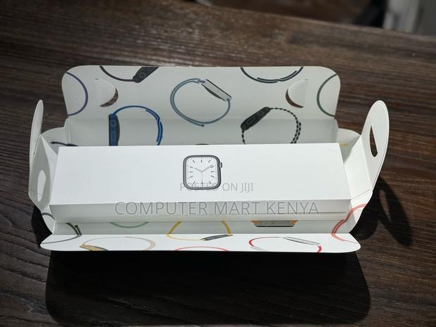 Apple Watch Series 7 44MM - thumbnail 2