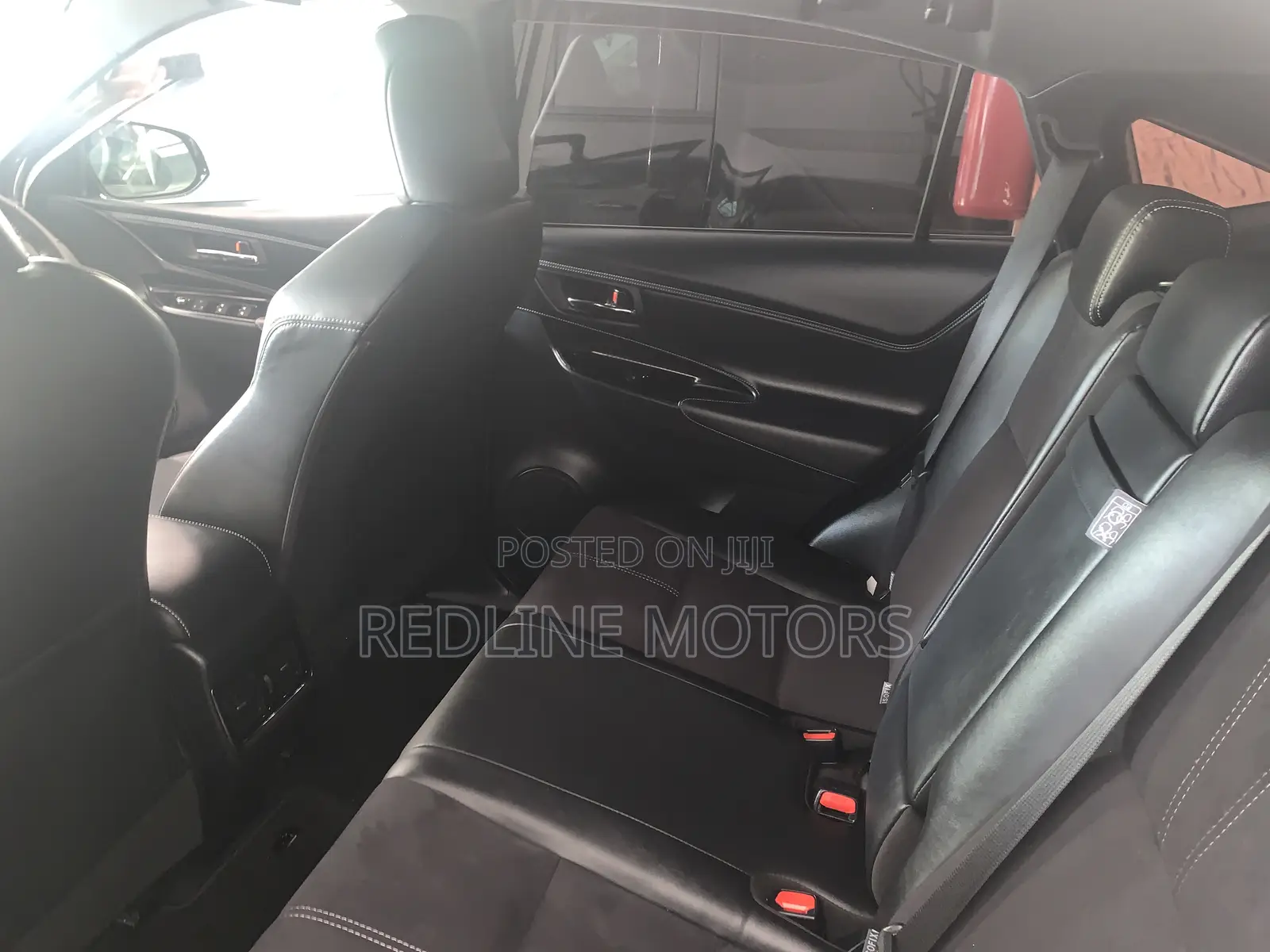 Toyota Harrier 2.0 2017 White