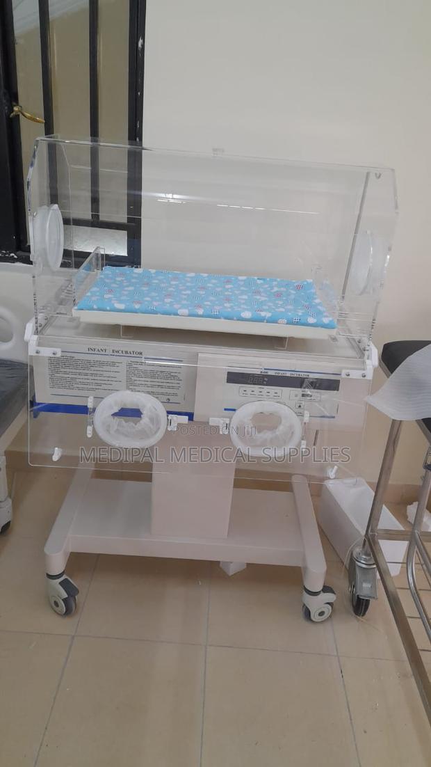 Baby Incubator - main view