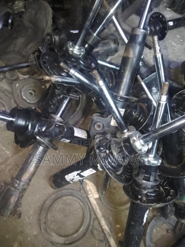 VW Jetta Mk 5 Front Shock