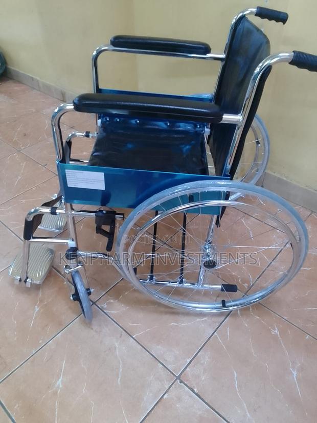 Standard Wheelchair With Leg Rest - thumbnail 2