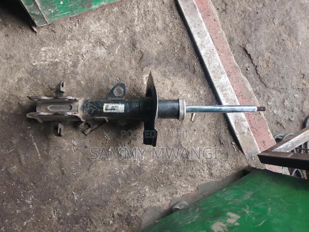 Nissan Serena Front Shock - thumbnail 3
