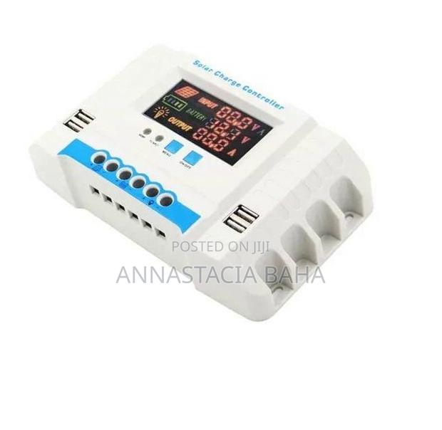 QUALITY Solarmax PWM 30A Solar Charge Controller - main view