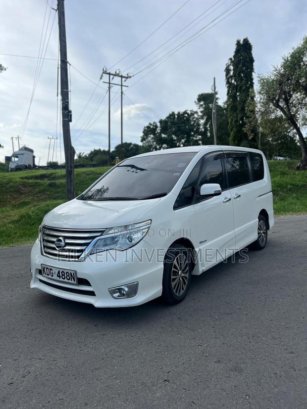Nissan Serena 2015 White - thumbnail 2