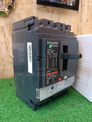 100A McCb Schneider 4 Pole