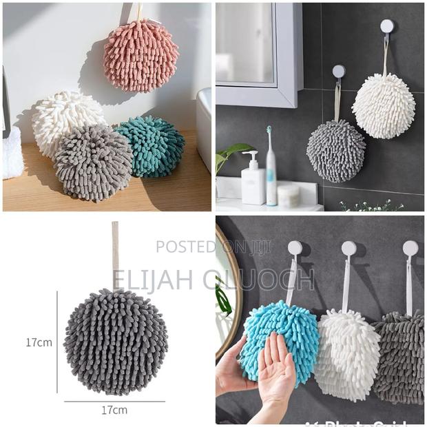 Chenille Ball - main view