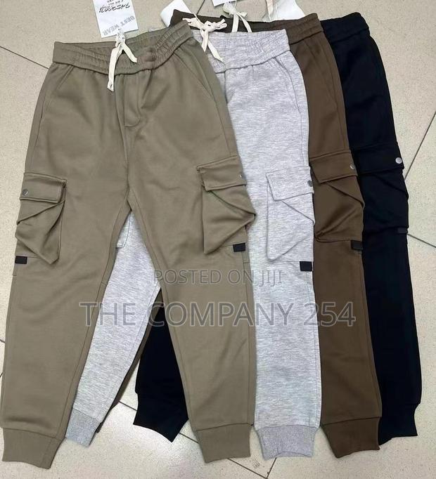Mwarabu Latest Designer Men's Side Pockets Designer Cargo - main view