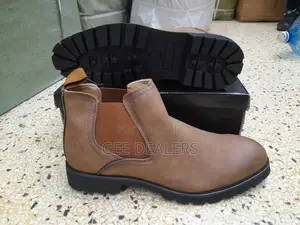 Men Official Chelsea Boots Size 40-44