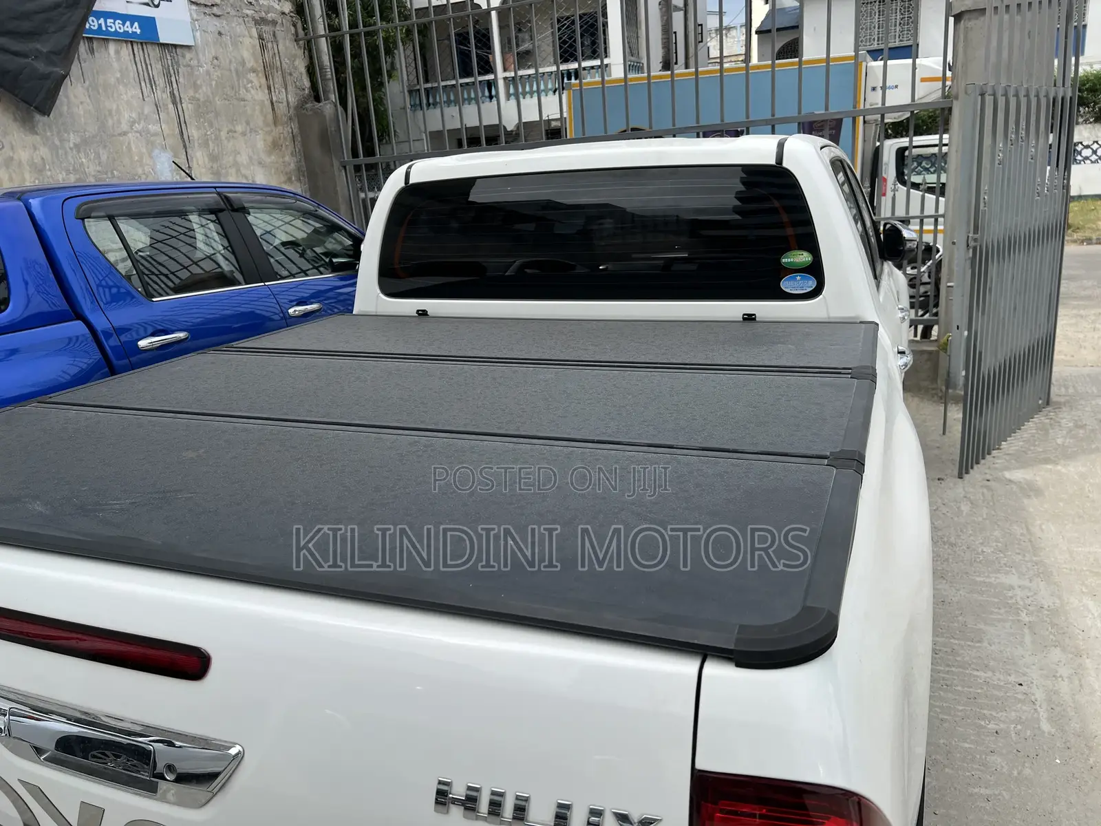 Toyota Hilux 2017 White