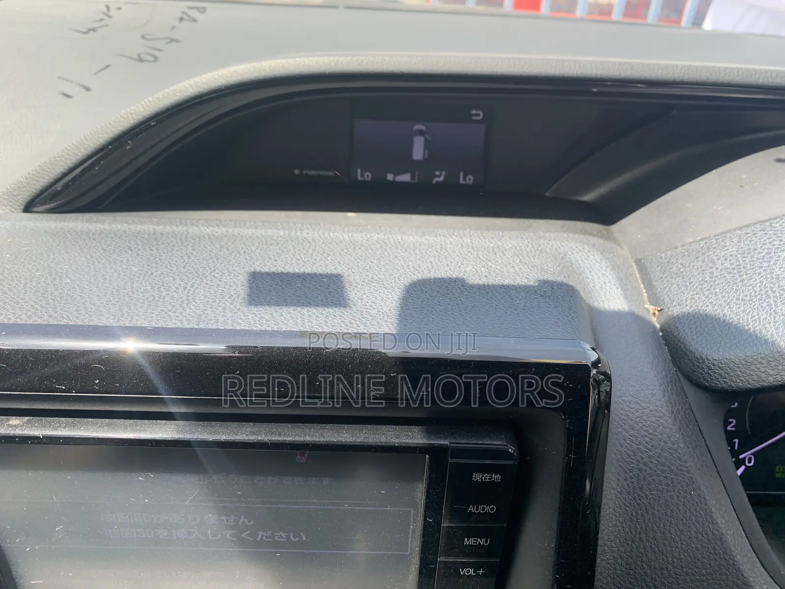 Toyota Esquire 2.0 FWD (8 seater) 2018 Black