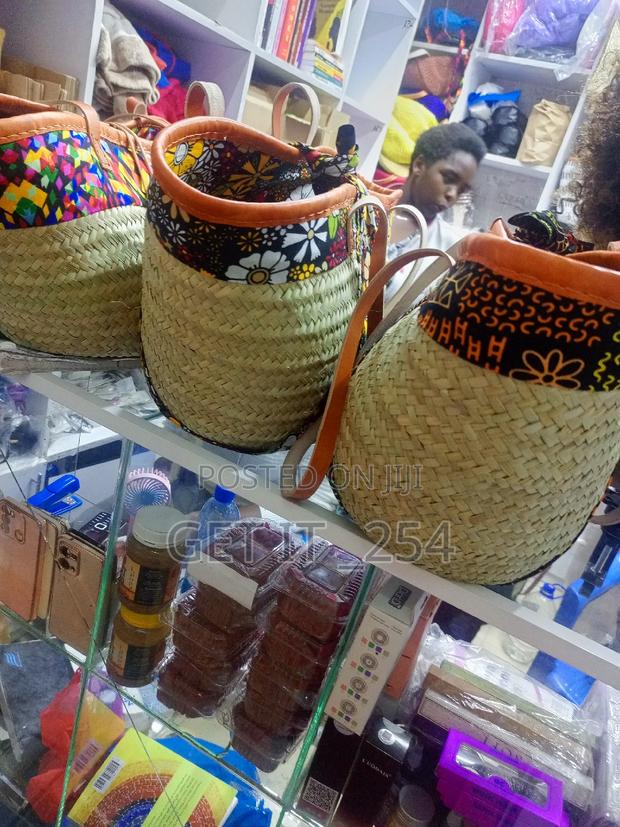 Handmade Quality Maasai Handbag - thumbnail 5