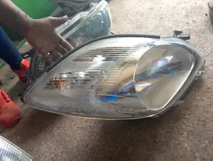 Vitz 2008 Headlight Non Xenon