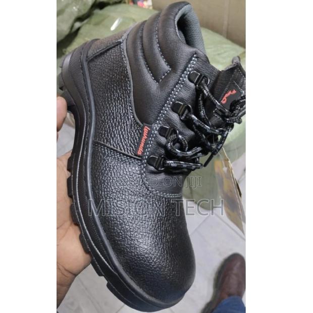 Safety Boots All Sizes - main view