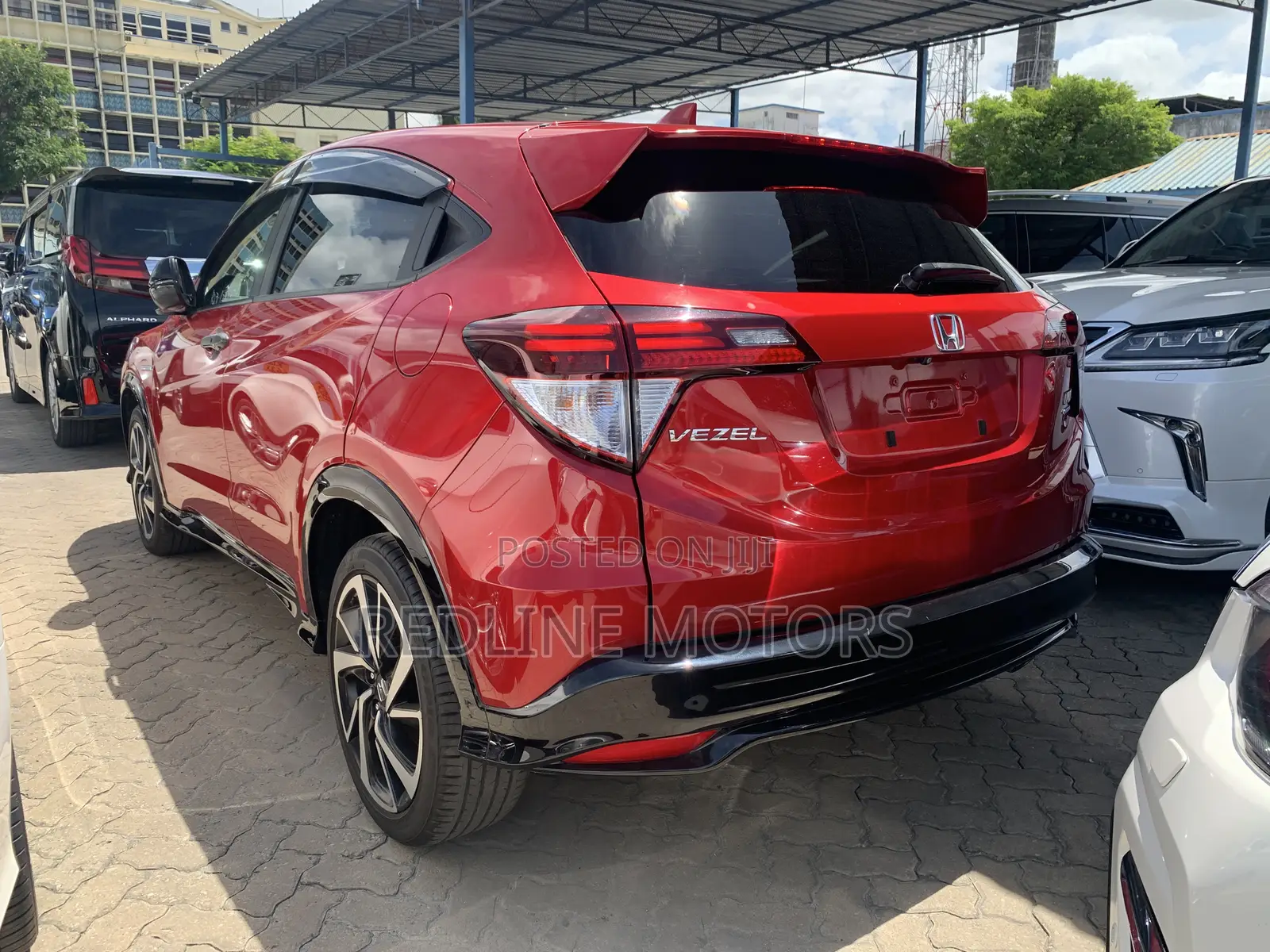 Honda Vezel 1.5 Hybrid 2WD 2017 Red