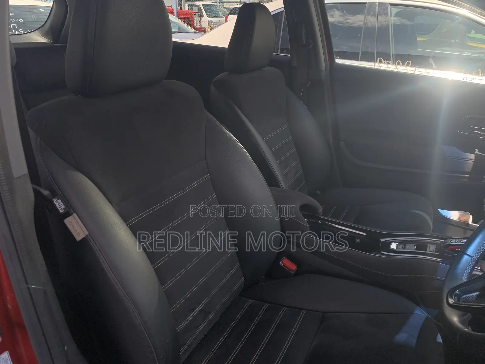 Honda Vezel 1.5 Hybrid 2WD 2017 Red