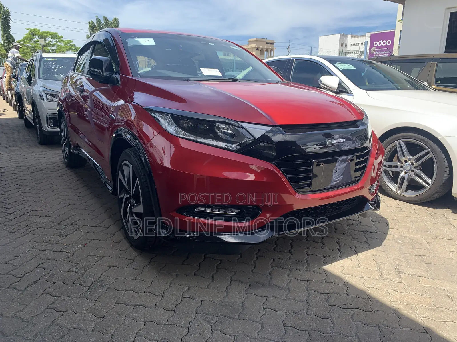 Honda Vezel 1.5 Hybrid 2WD 2017 Red