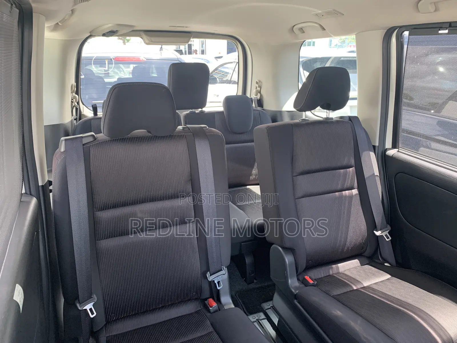 Nissan Serena 2017 White
