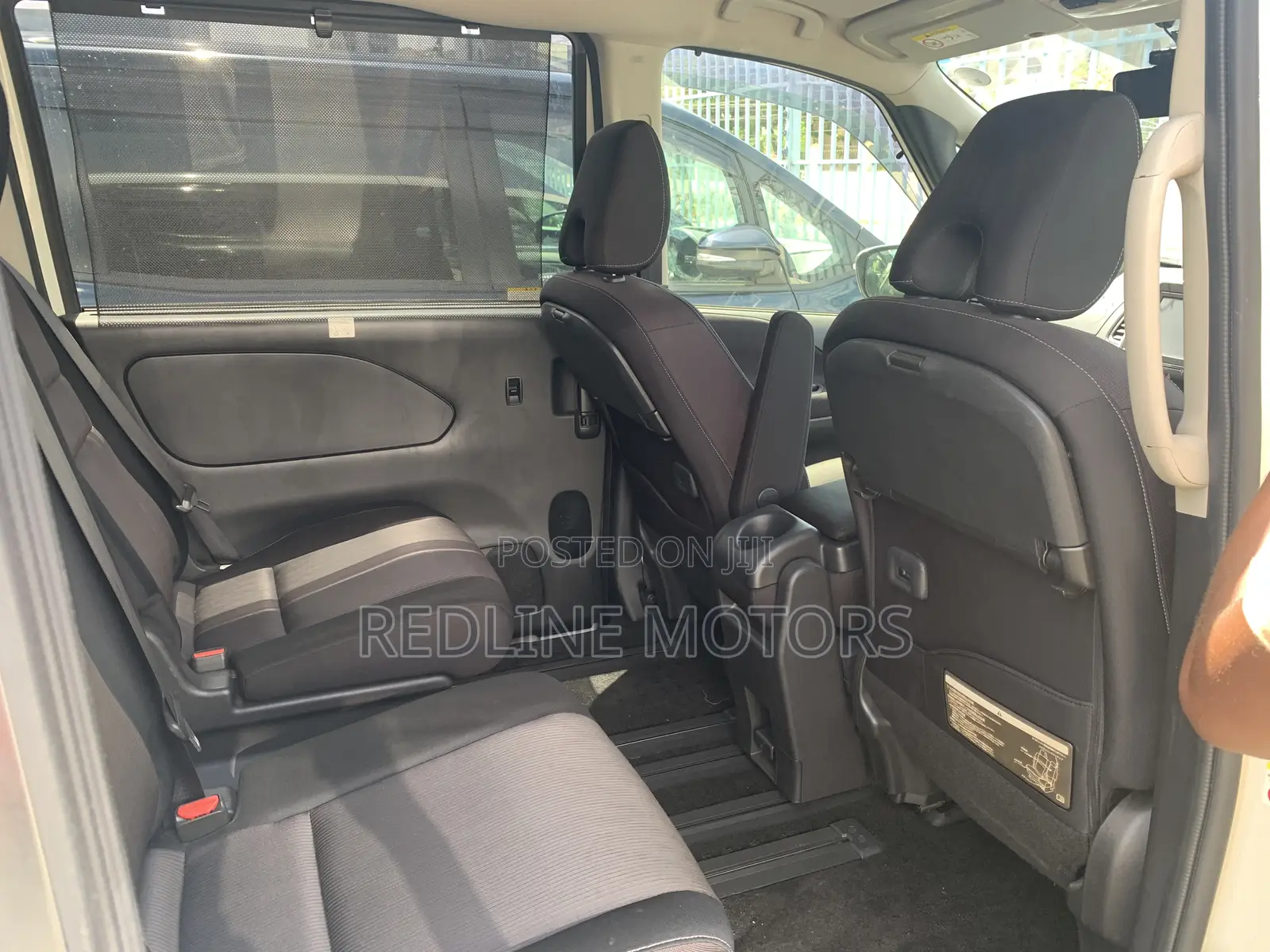 Nissan Serena 2017 White