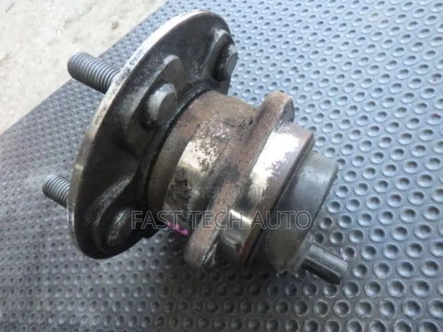 Rear Wheel Hub Fielder 2014