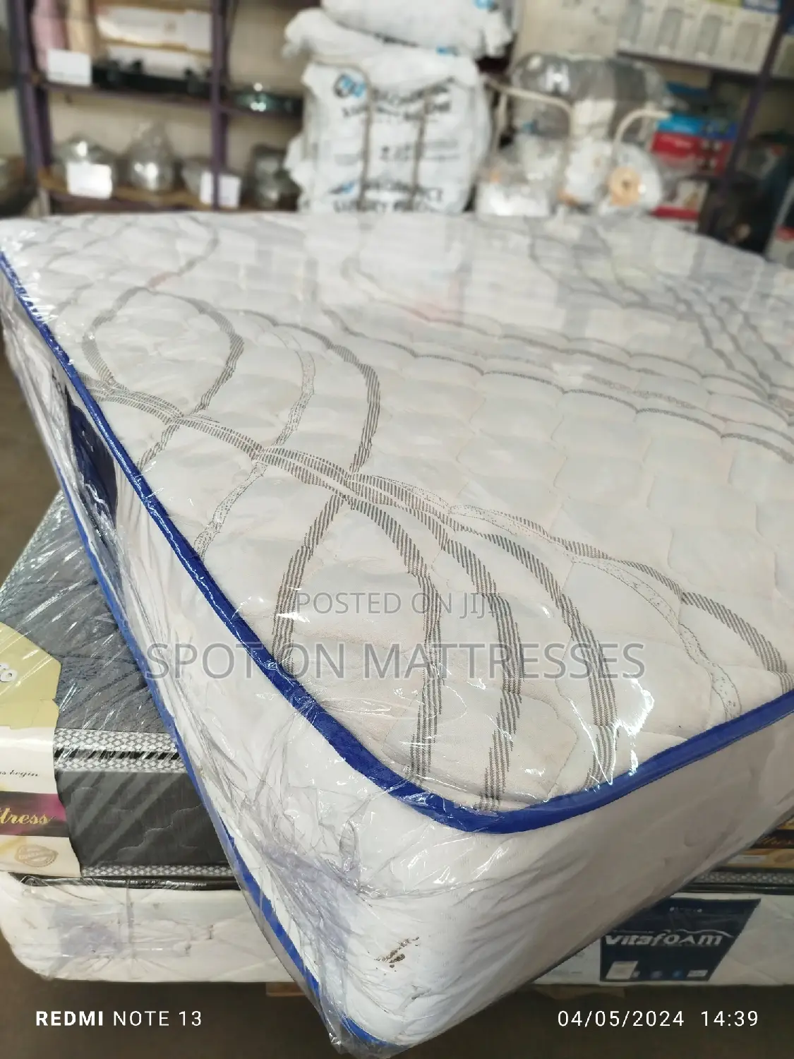 Pocket Spring Mattresses 10inch Thick.