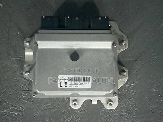 Nissan X-Trail NT31 Engine Control Module
