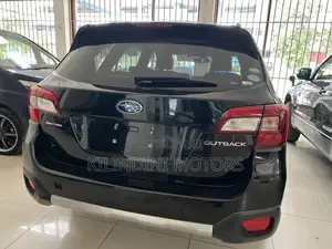 Subaru Outback 2017 Black