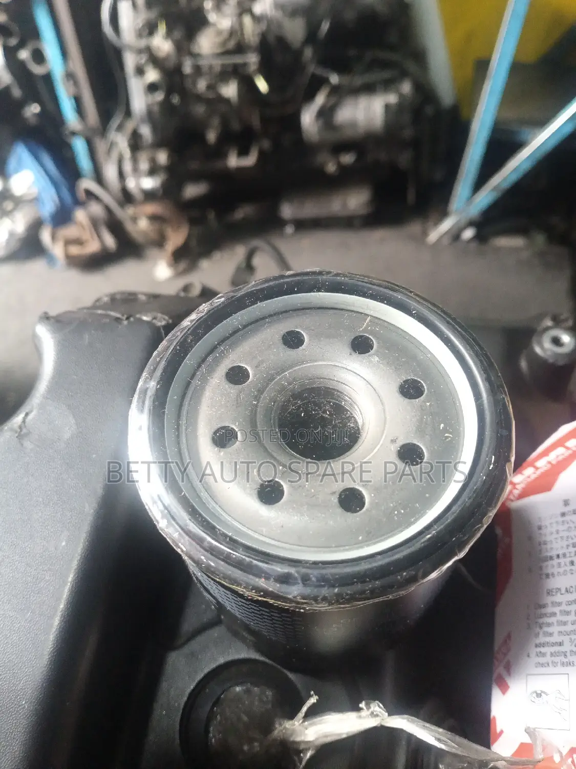 Toyota Hiace 7 L Oil Filter