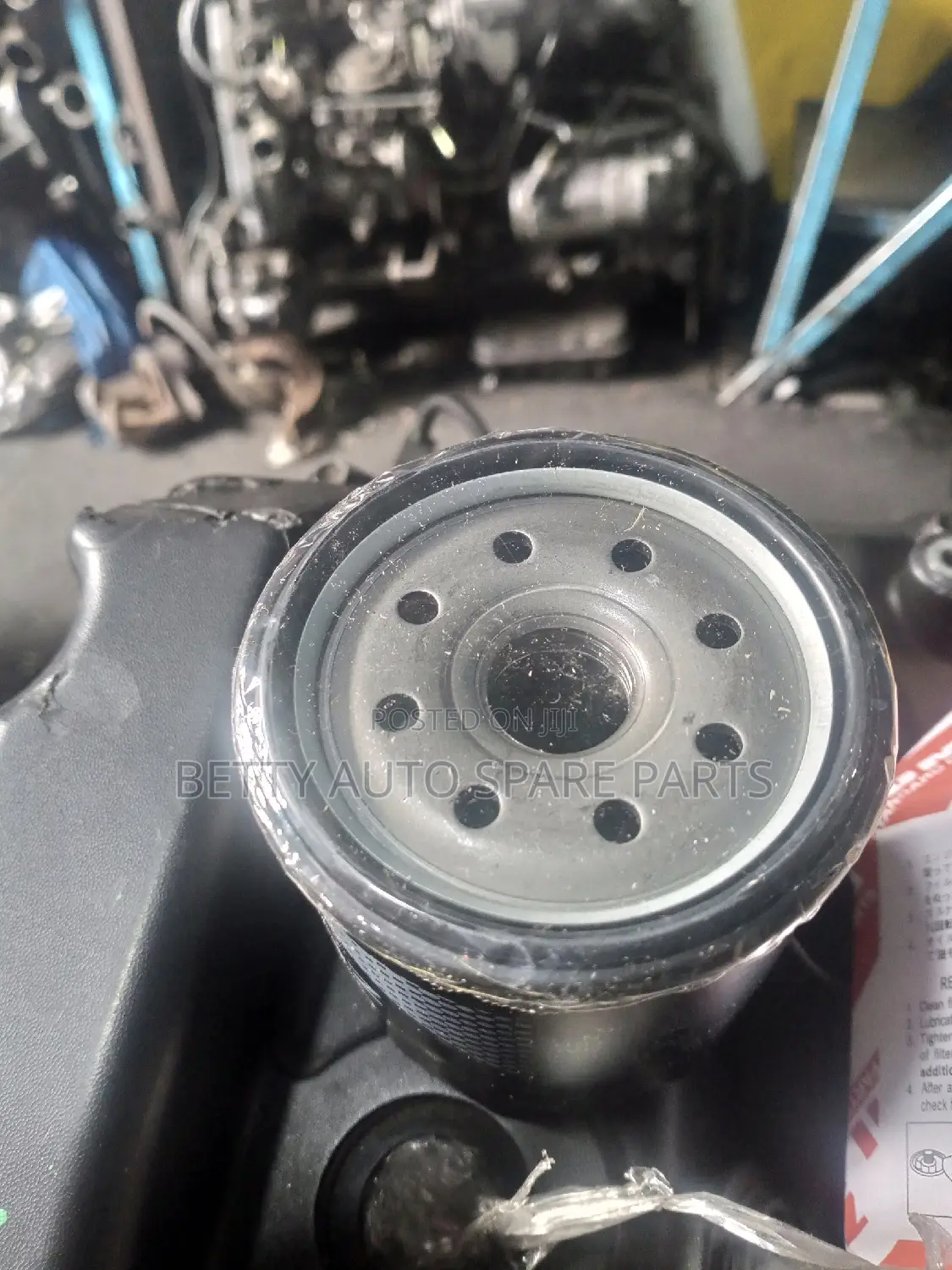 Toyota Hiace 7 L Oil Filter