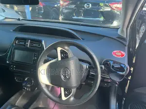 Toyota Prius 2017 Black
