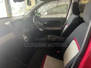 Toyota Passo 2017 Red