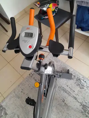 Club Revolution Cycle Jx 7038 Smart Spinning Bike