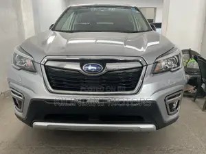 Subaru Forester 2018 Silver