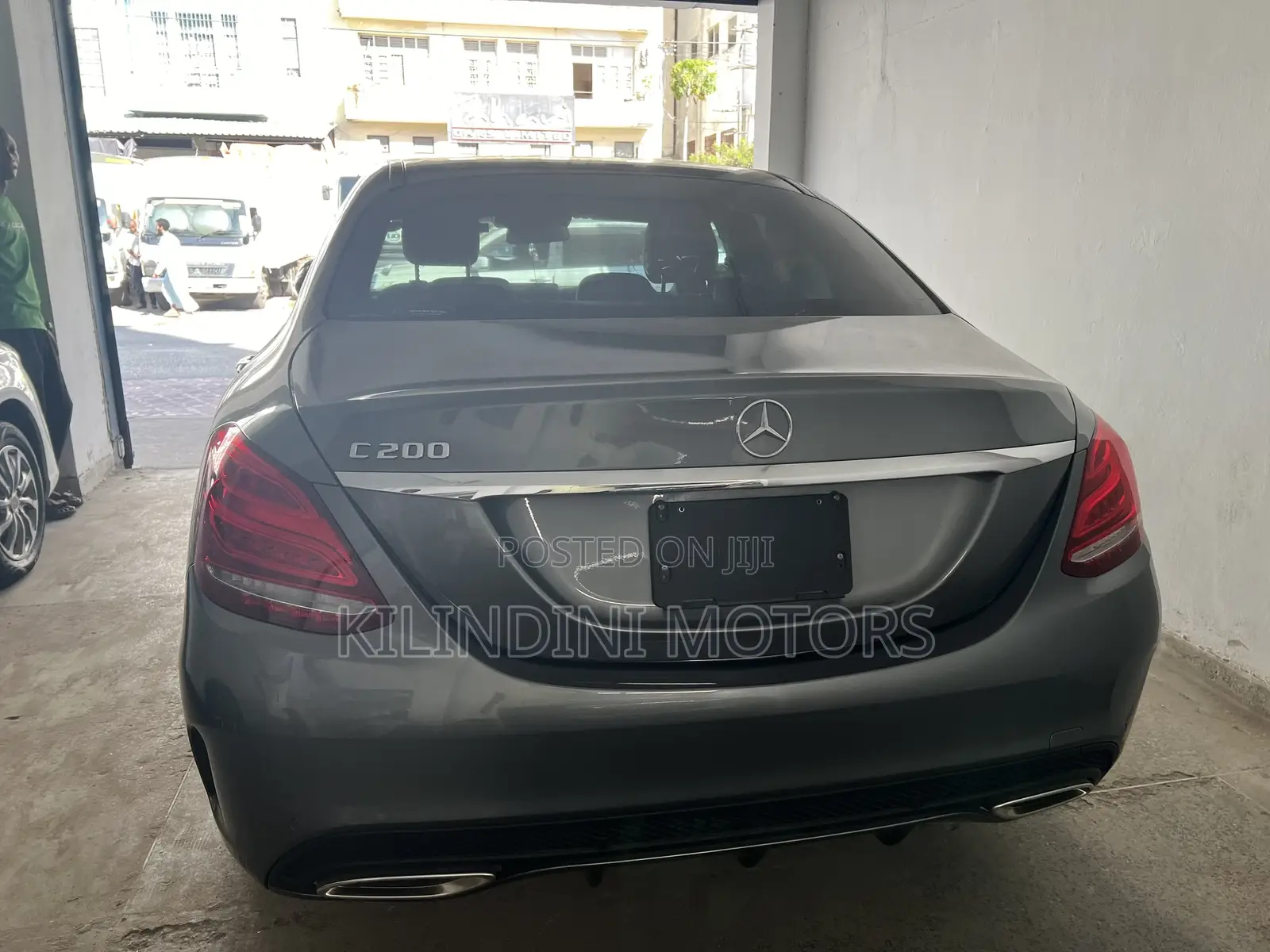 Mercedes-Benz C200 2017 Gray