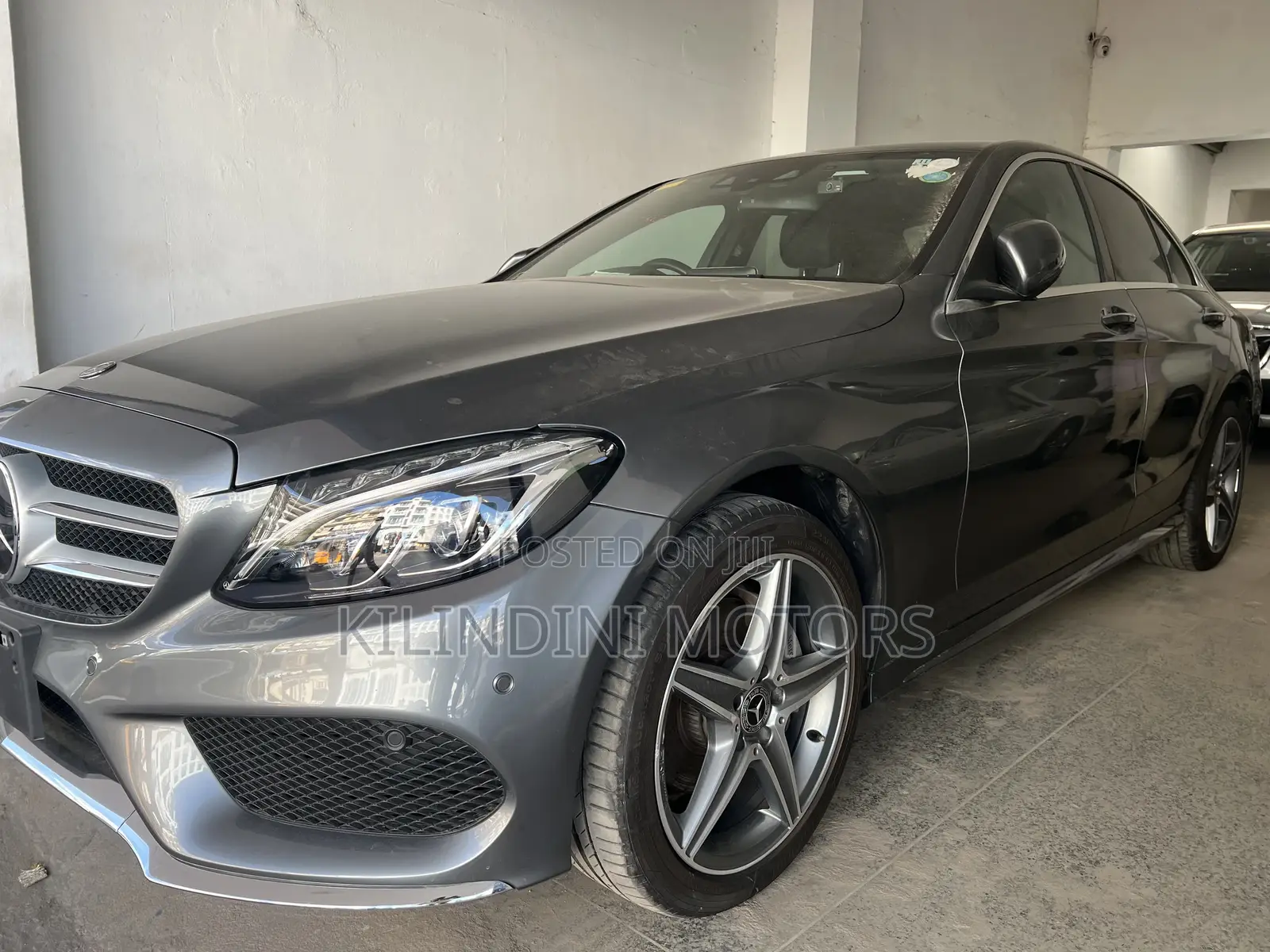Mercedes-Benz C200 2017 Gray