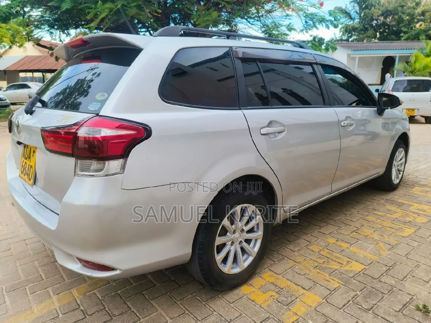 Toyota Corolla Fielder 2015 Silver