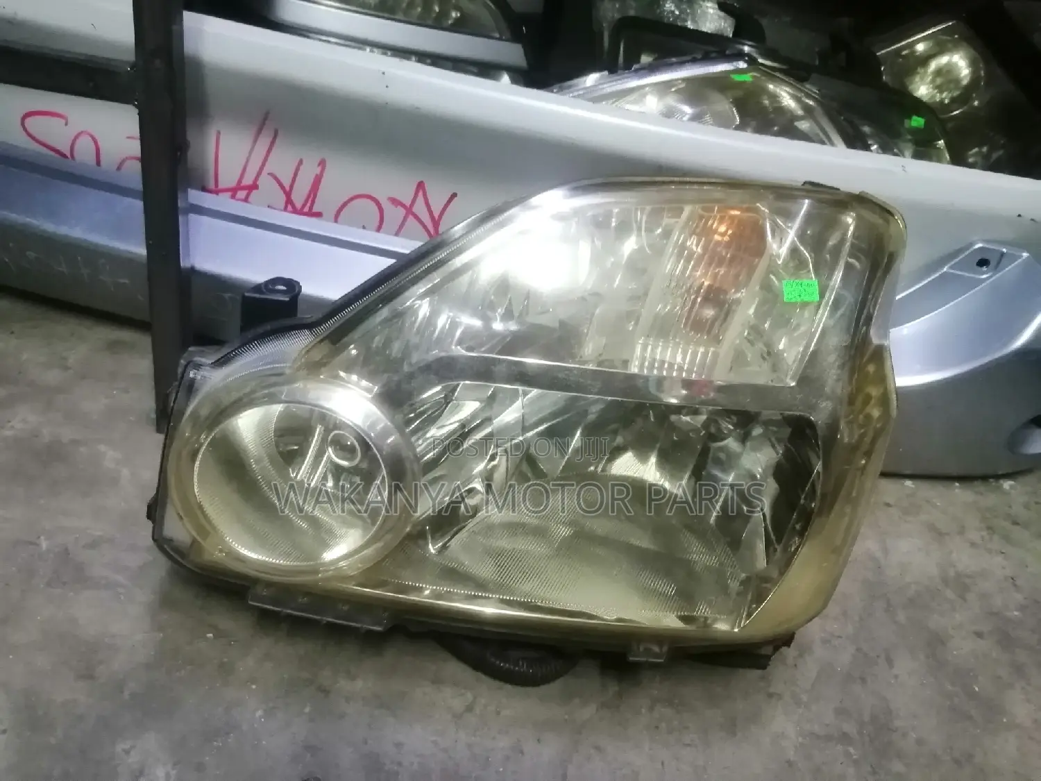Nissan X-Trail Nt31 Non Xenon Head Lamp Model 2008/2012