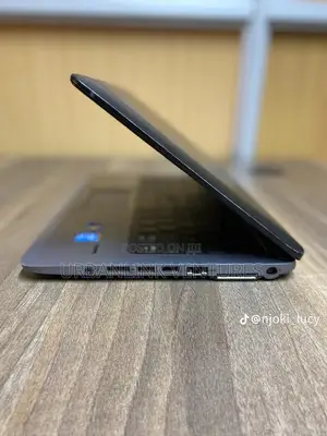 Laptop HP EliteBook 820 G1 8GB Intel Core I5 HDD 250GB