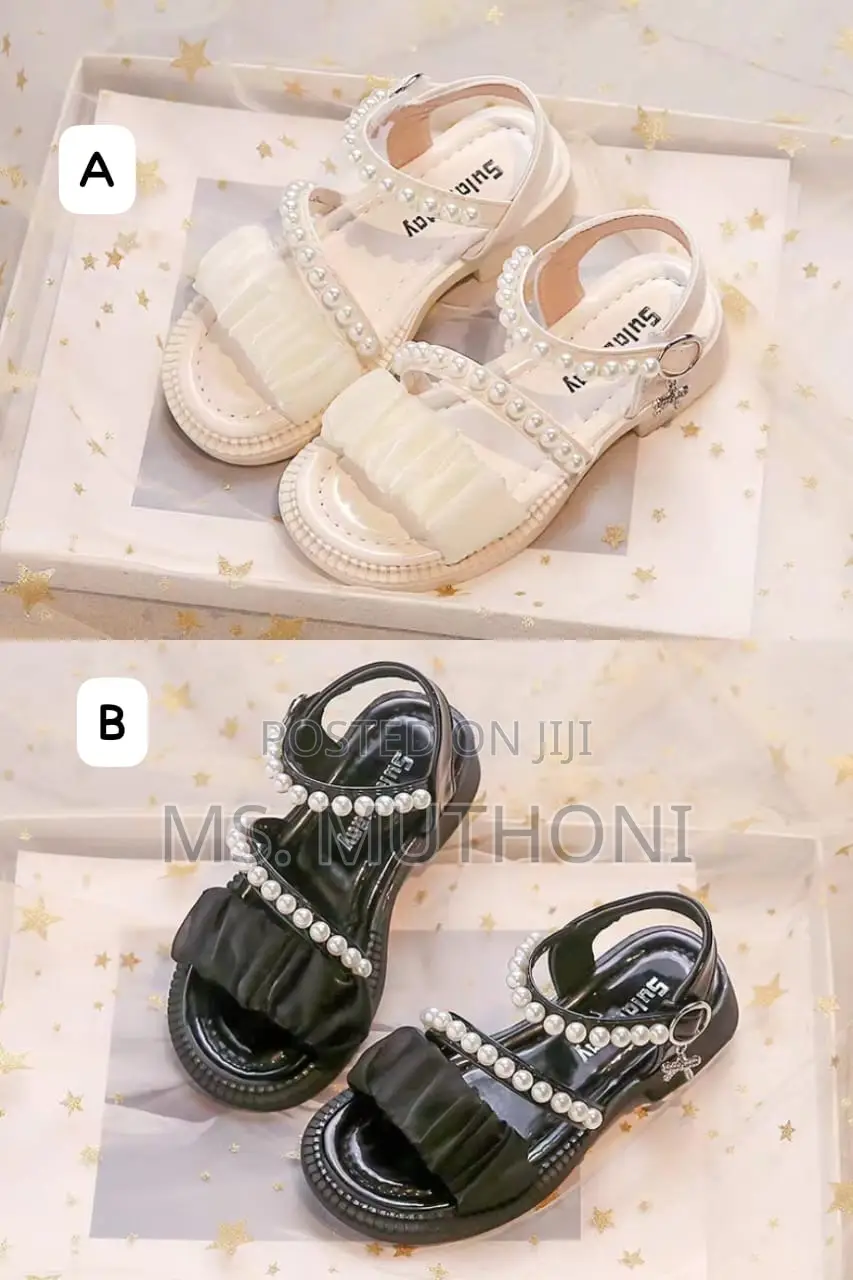 Cute Pearls Sandals*